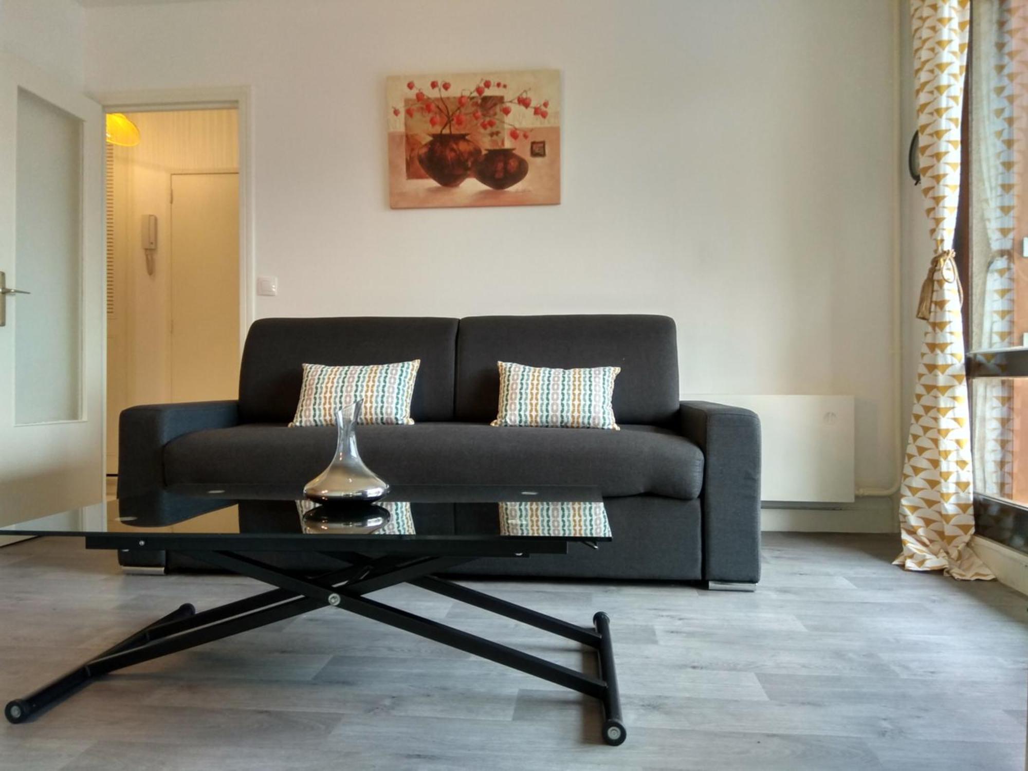 Budget With Balcony And Great View Apartment Saint-Denis (Seine-Saint-Denis)